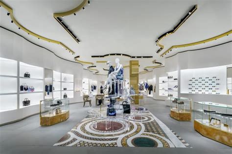 versace emporium|versace mclean boutique.